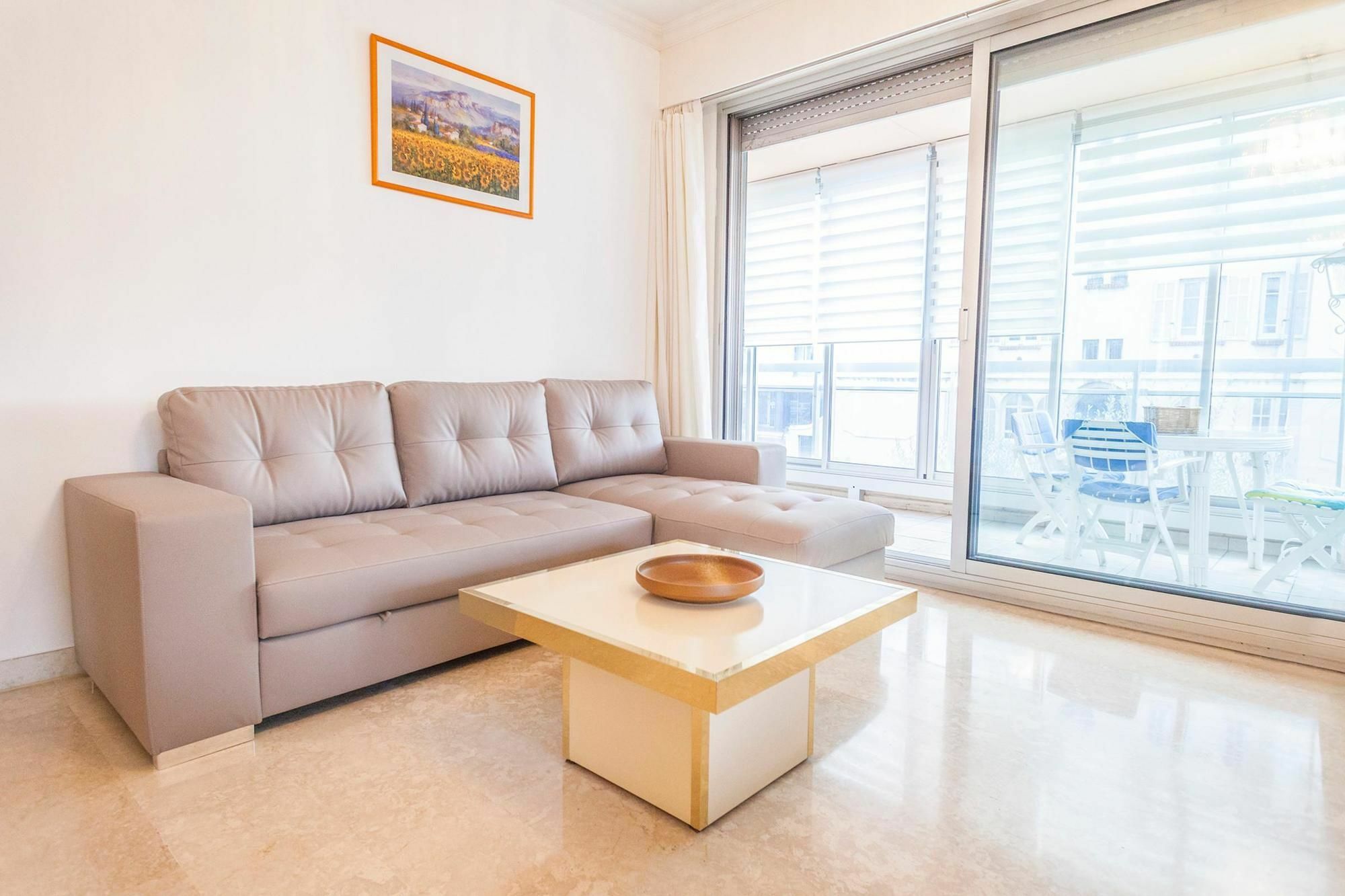 Appartement 11 Alexandre Iii 2 Cannes